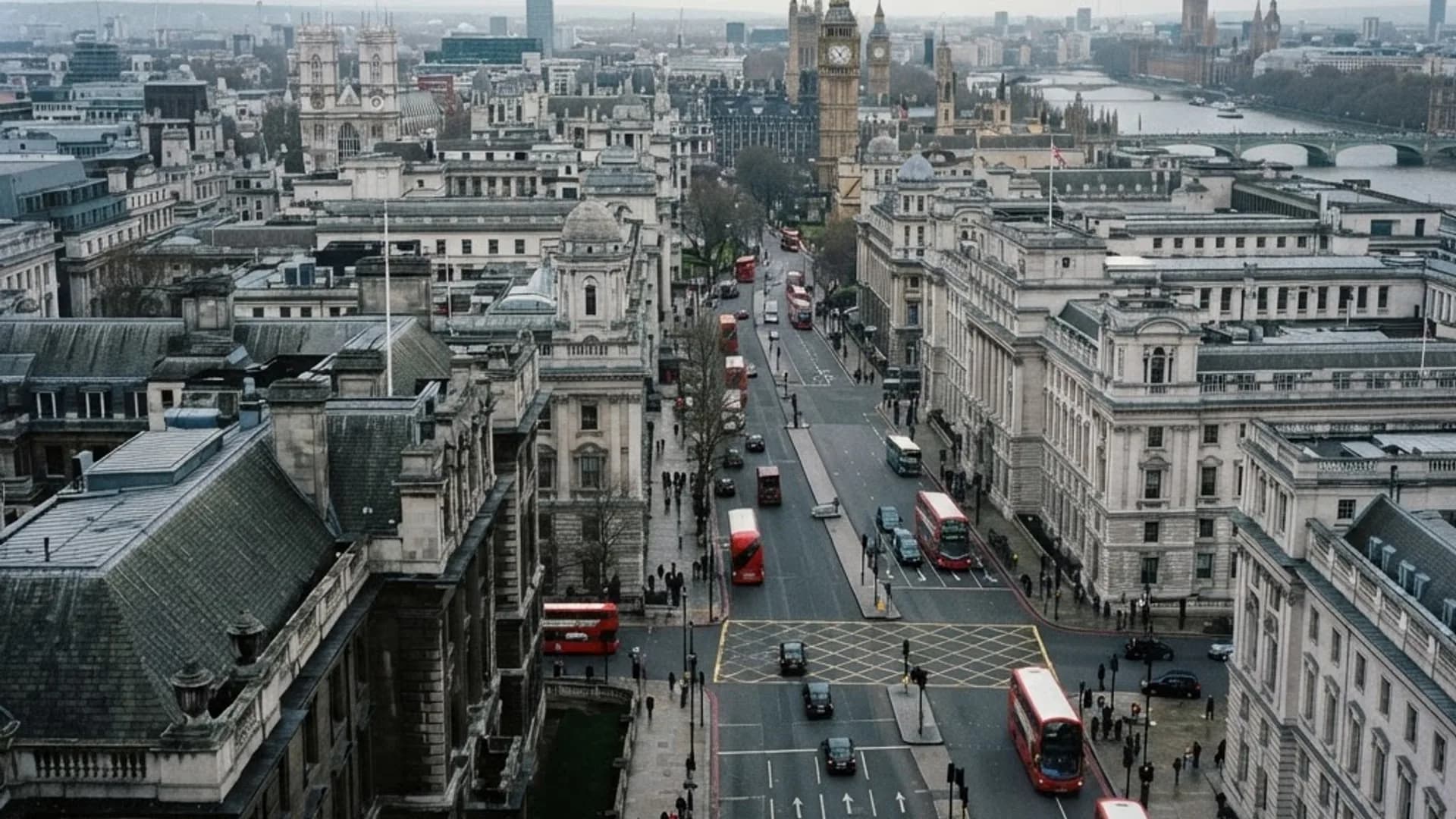 Ordered central London streets between institutional buildings